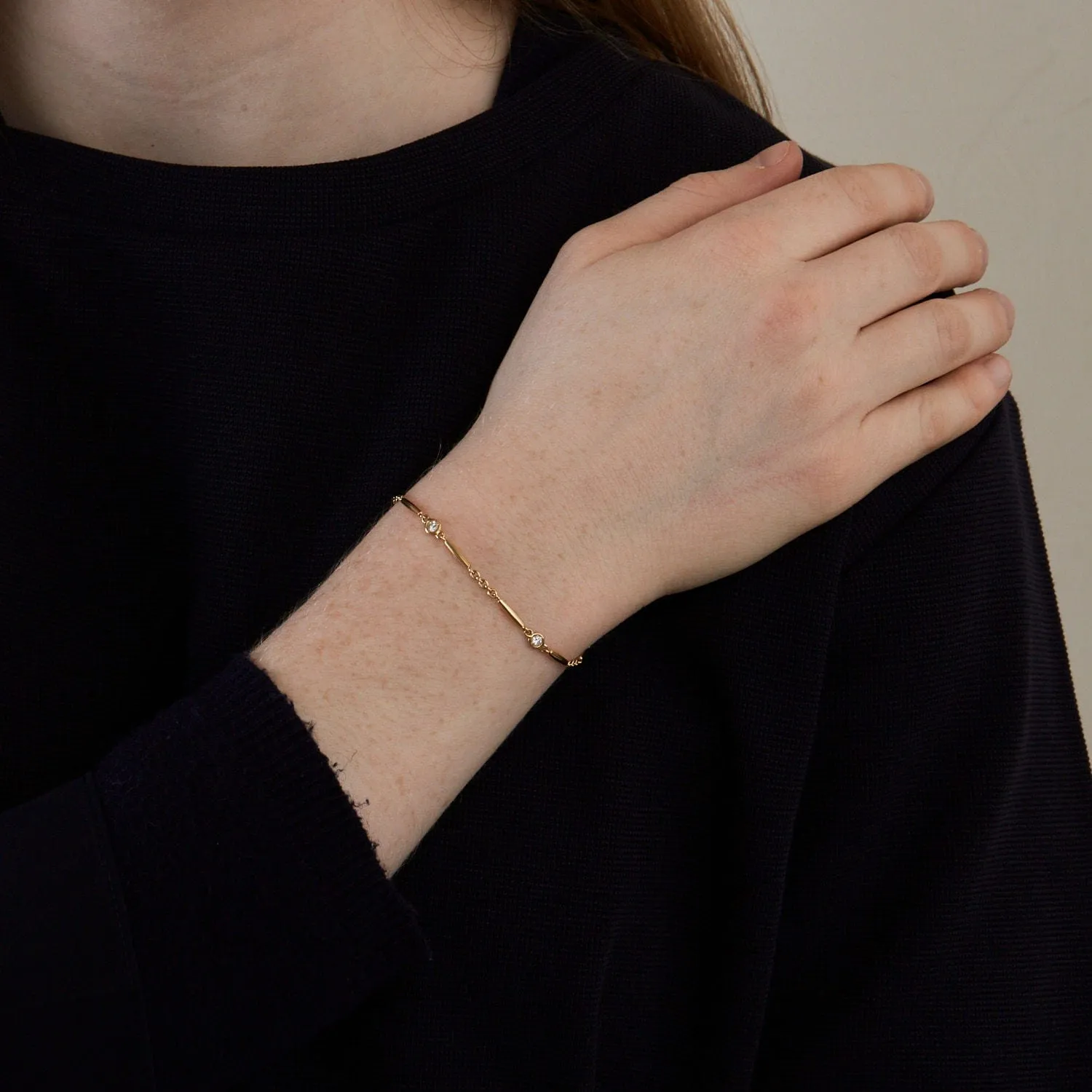 CARTIER - Bracelet chaine or jaune et diamants sold by 58 Facettes product image thumbnail 3