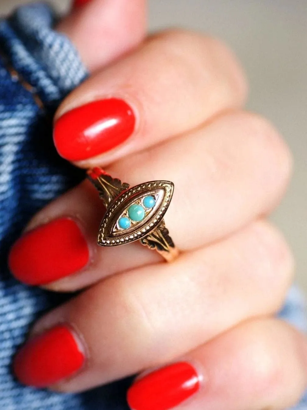 Bague marquise ancienne en or rose et turquoises sold by 58 Facettes product image thumbnail 3