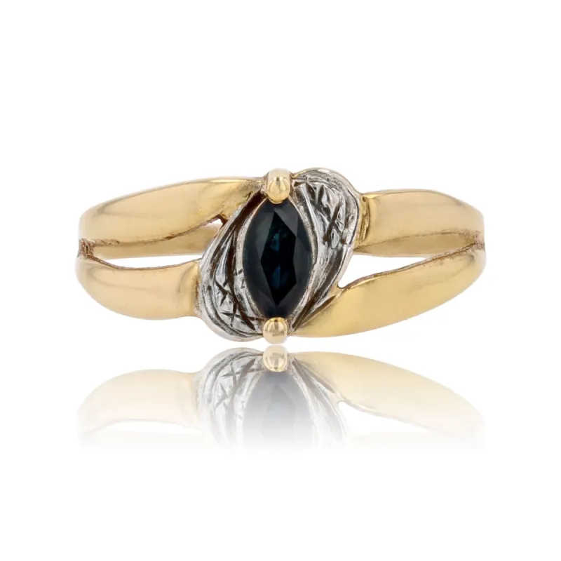 Bague saphir navette or jaune d'occasion sold by 58 Facettes