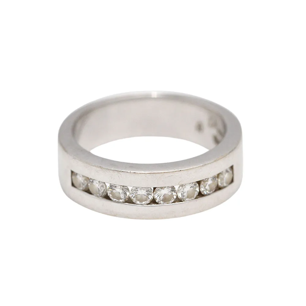 Demi-alliance en or blanc avec diamants sold by 58 Facettes