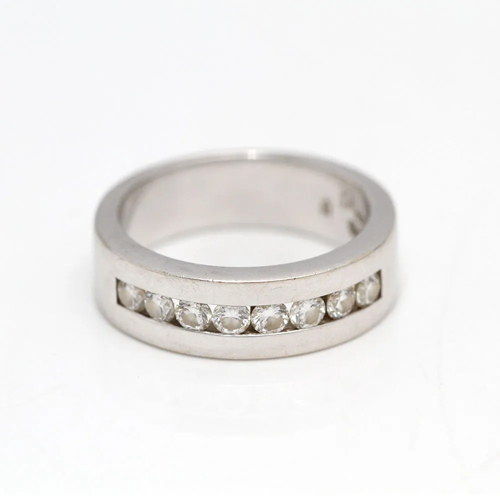 Demi-alliance en or blanc avec diamants sold by 58 Facettes product image thumbnail 2