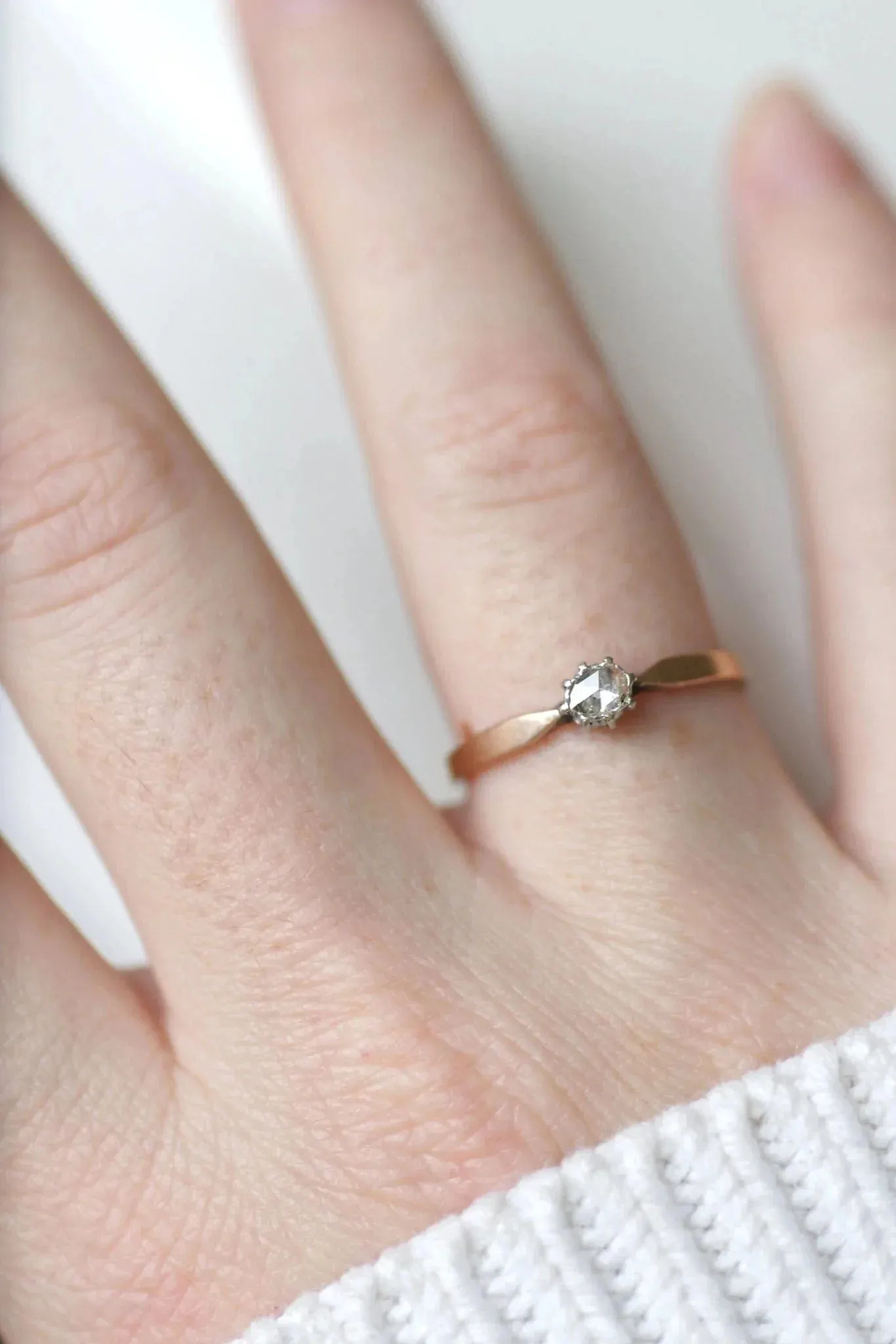 Solitaire diamant sur or rose et argent sold by 58 Facettes product image thumbnail 5