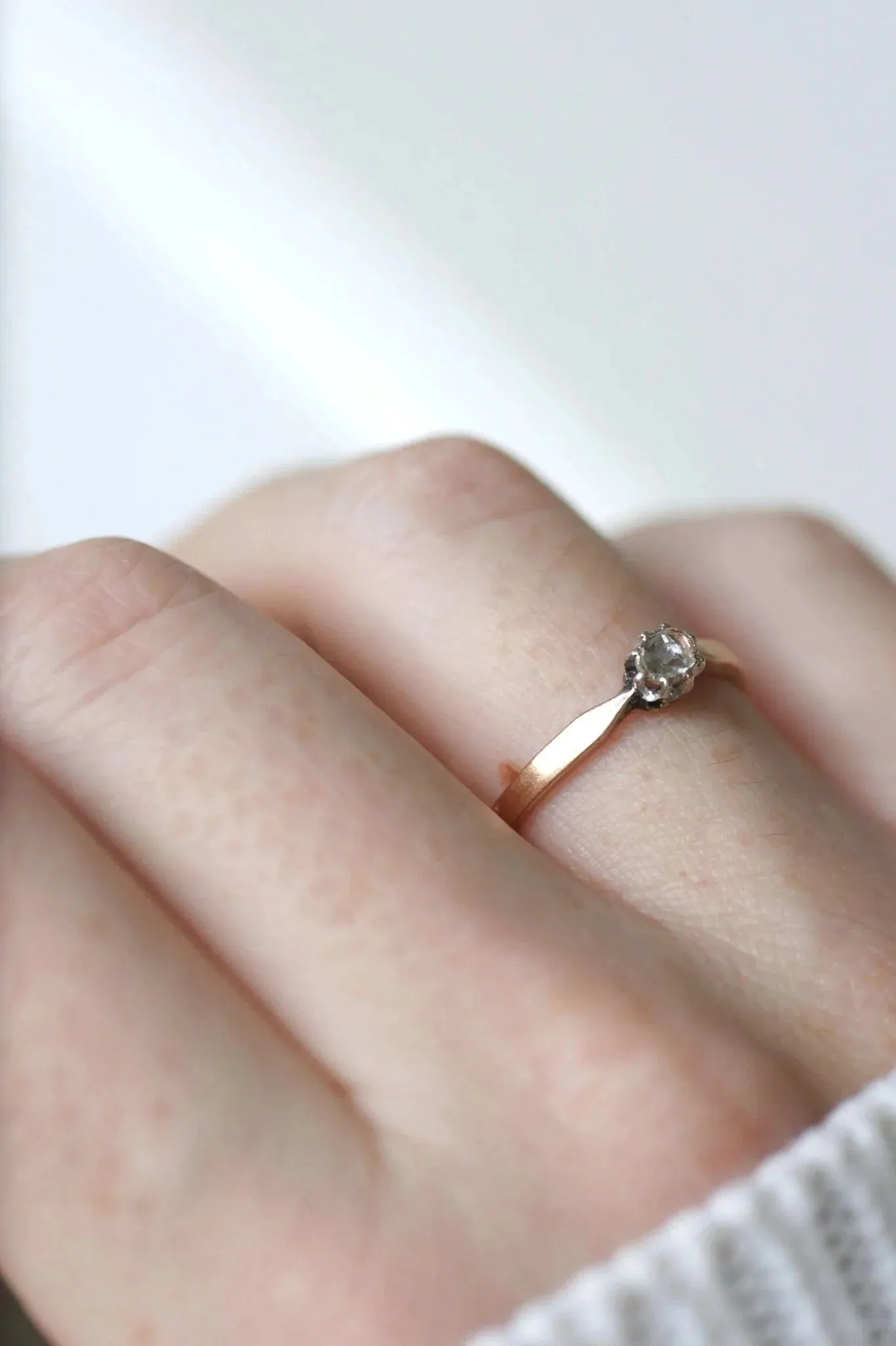 Solitaire diamant sur or rose et argent sold by 58 Facettes product image thumbnail 3