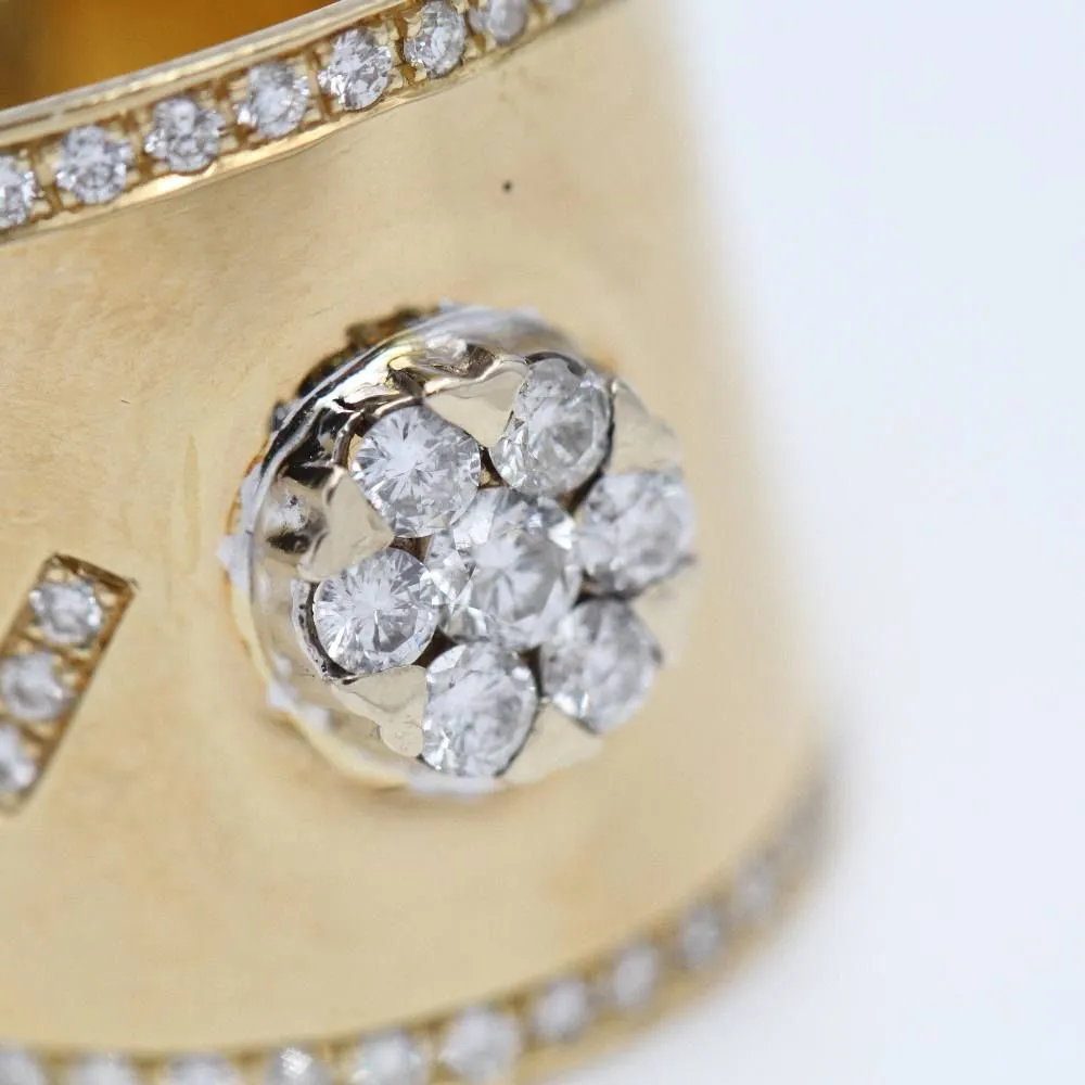 bague large en or avec fleur et diamants sold by 58 Facettes product image thumbnail 3