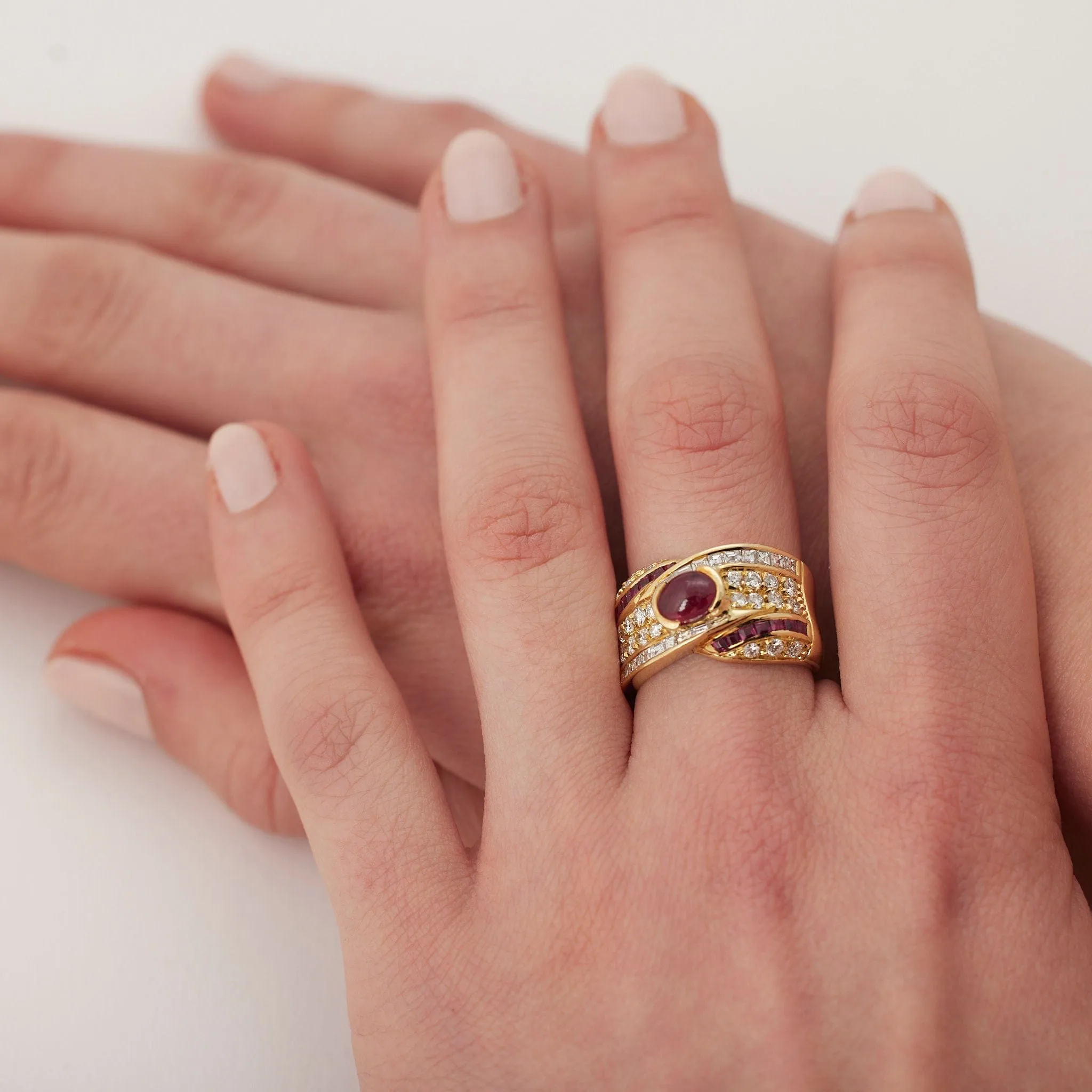 Bague rubis diamants sold by 58 Facettes product image thumbnail 2