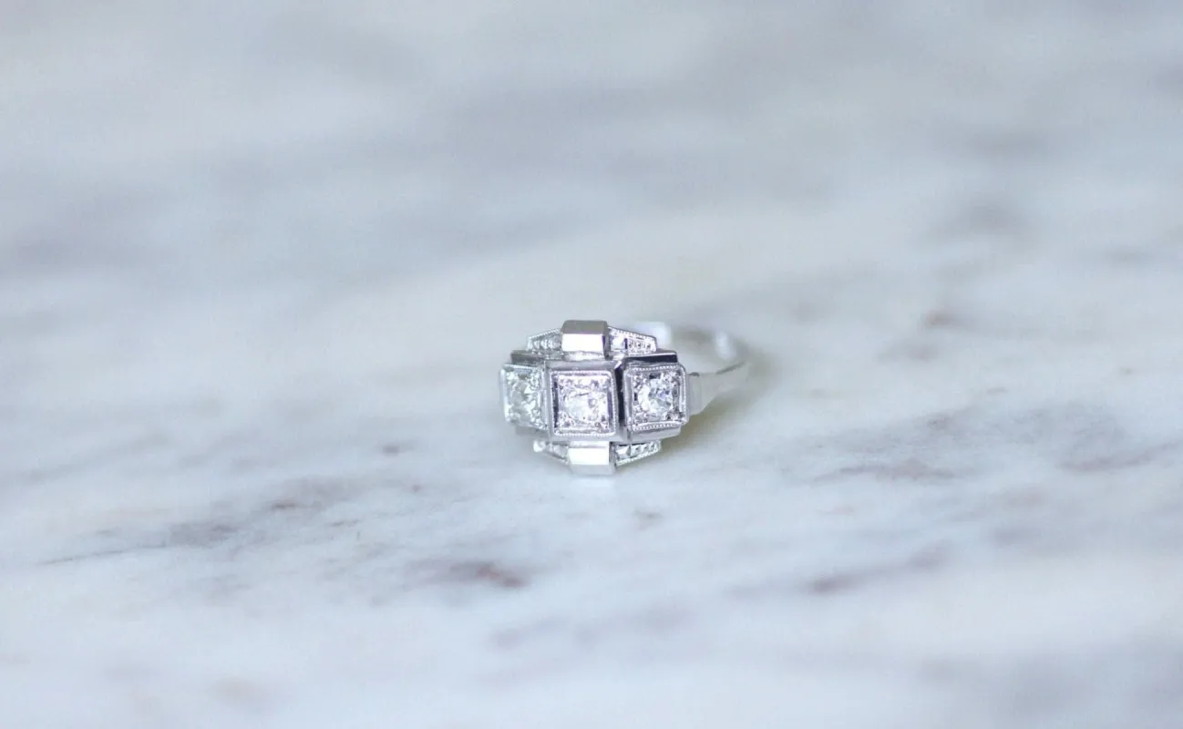 Bague Art Déco diamants sold by 58 Facettes