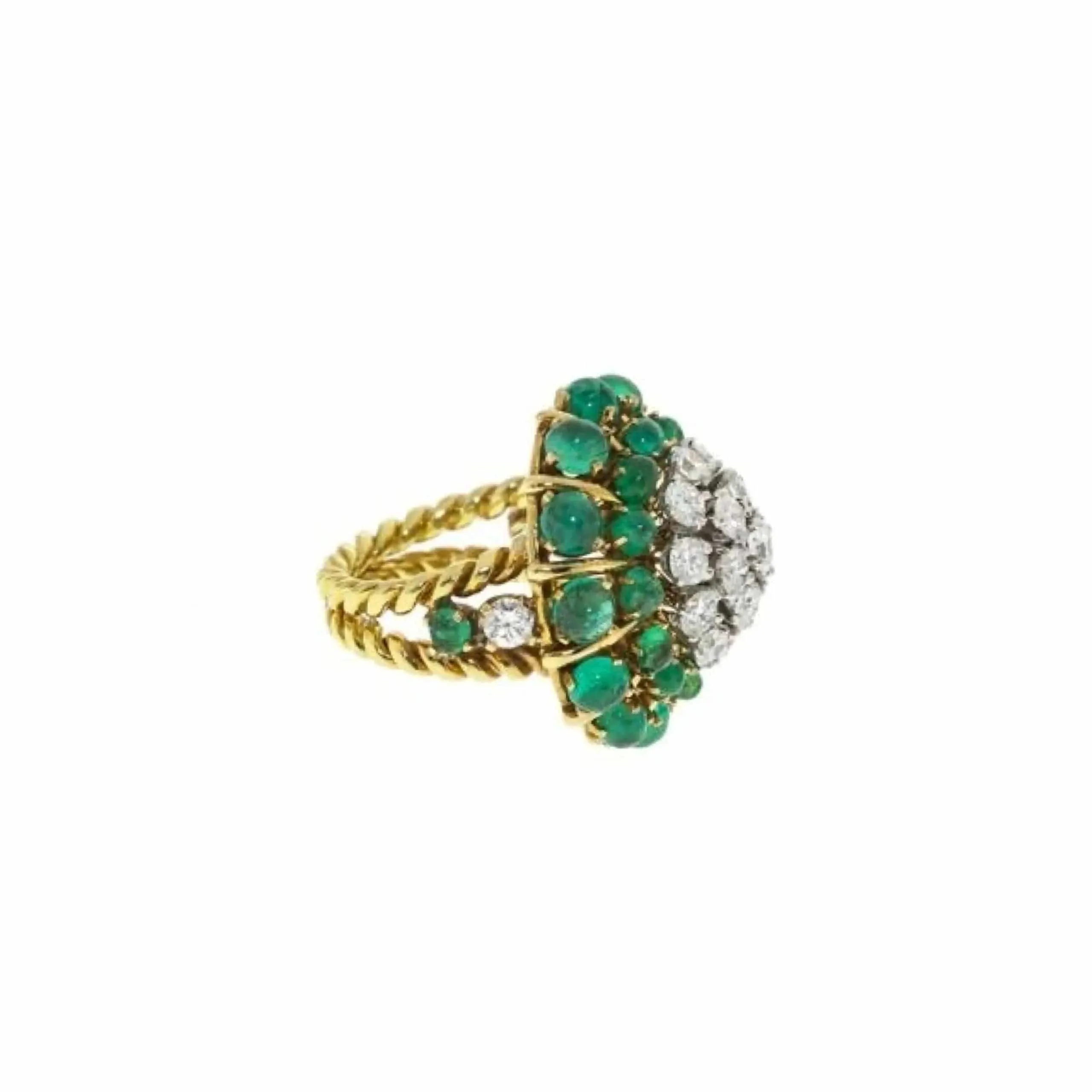 Bague cocktail cabochon émeraudes diamants or jaune sold by 58 Facettes product image thumbnail 3