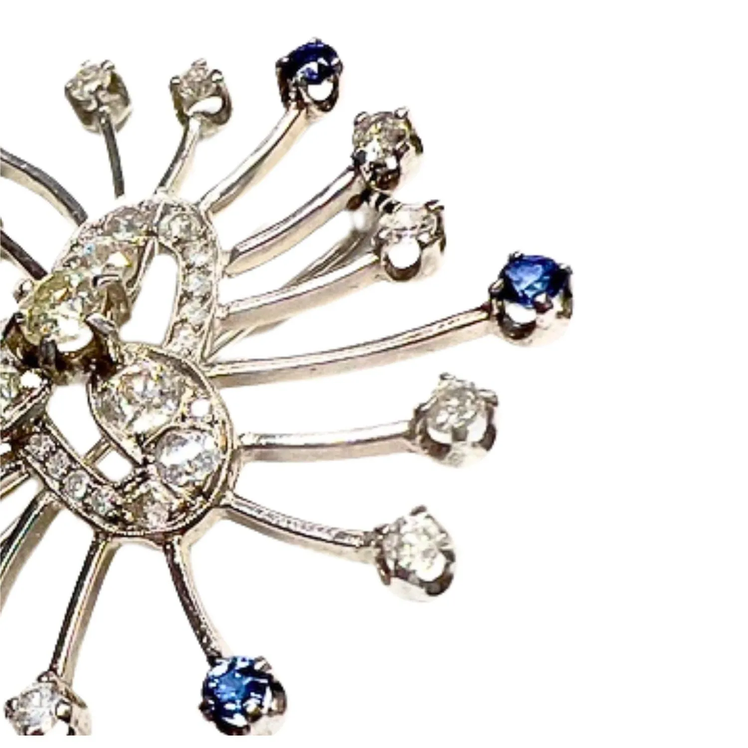 Broche en or avec diamants et saphirs sold by 58 Facettes product image thumbnail 4