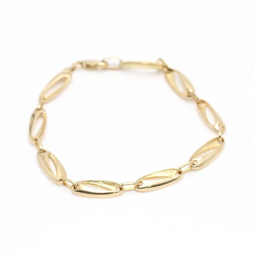 Bracelet ovale ajouré en or sold by 58 Facettes