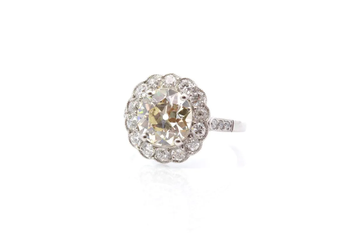 Bague marguerite diamants sold by 58 Facettes