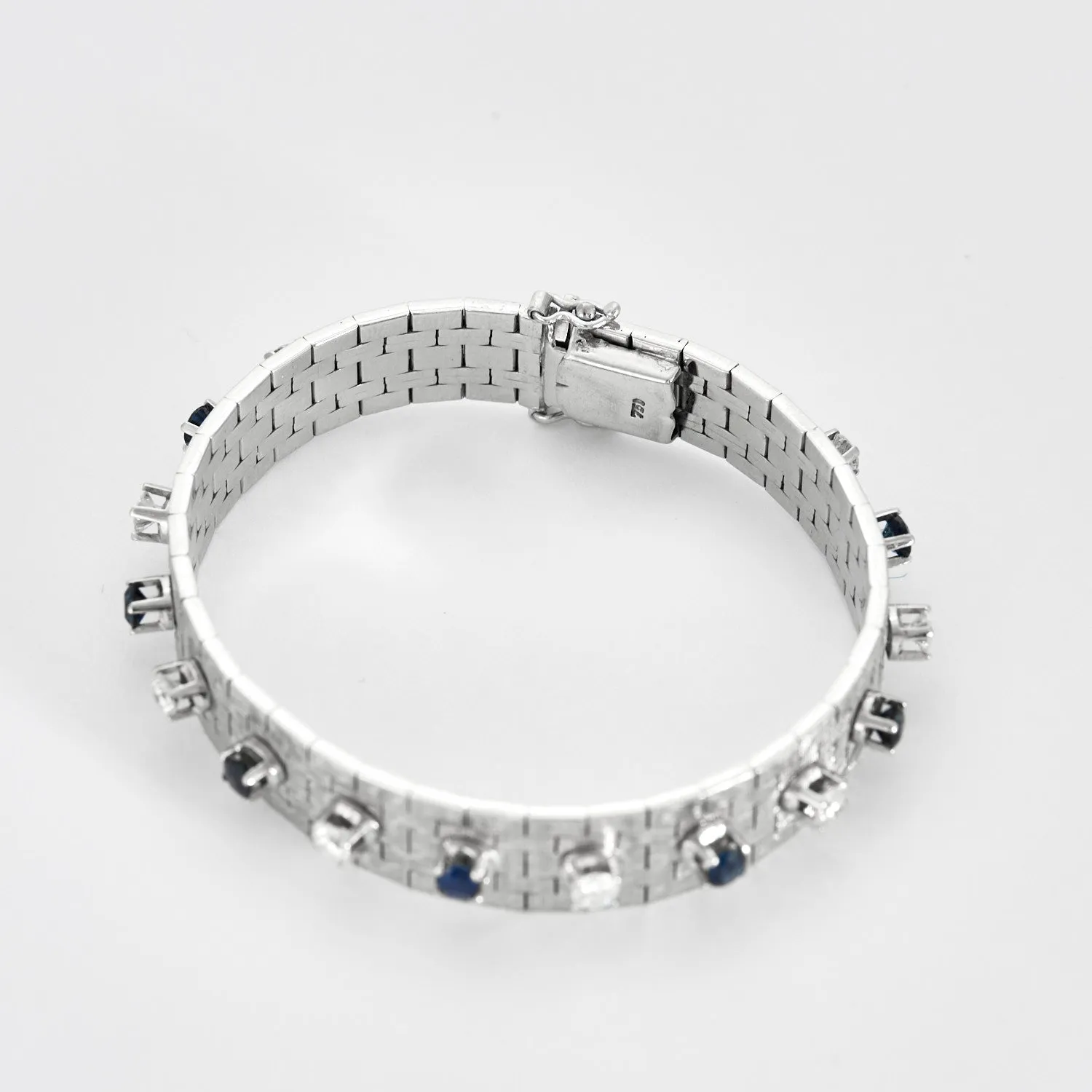 Bracelet or gris diamants et saphirs sold by 58 Facettes product image thumbnail 3