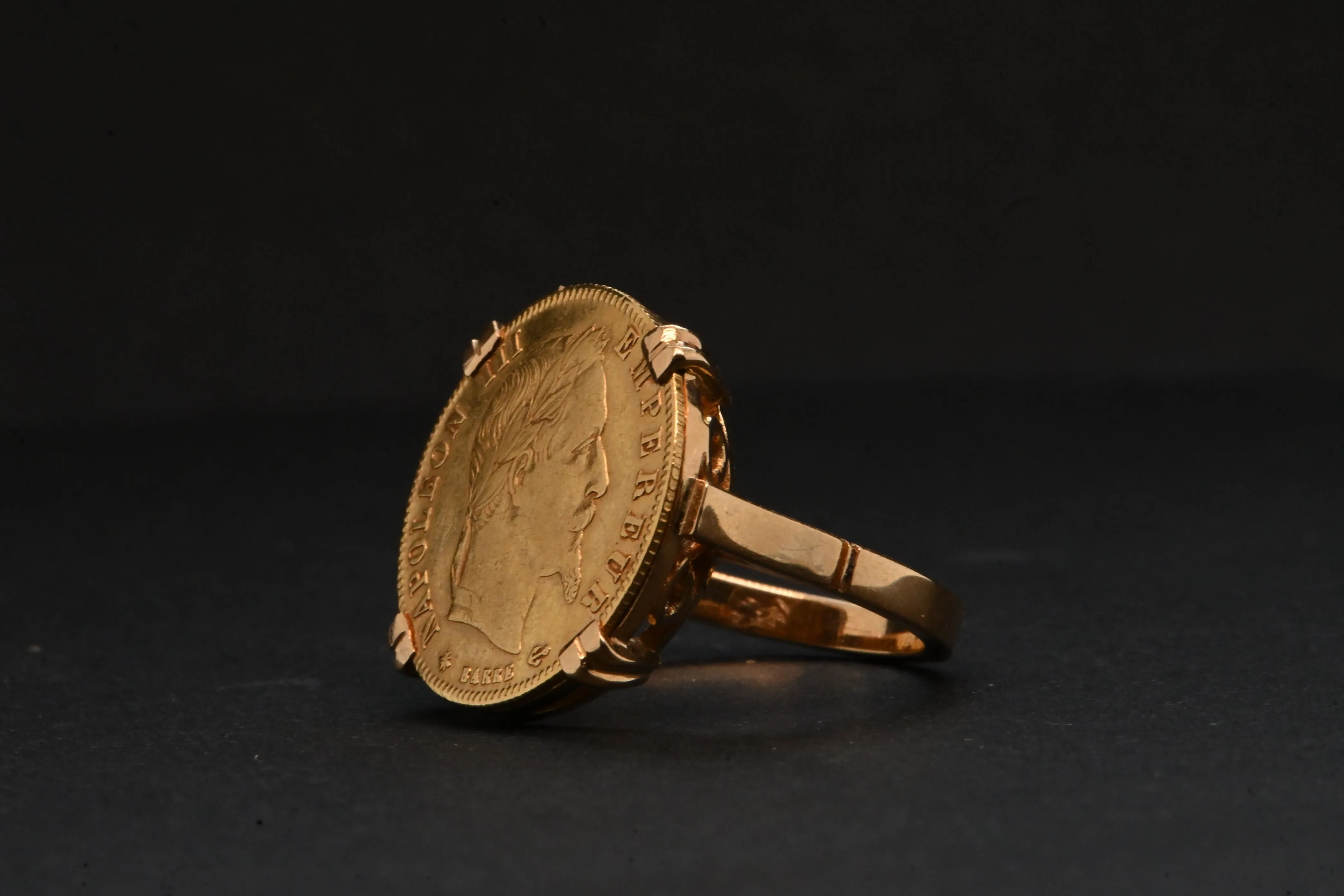 Bague Basée Sur Une Monnaie En Or Napoléon III sold by 58 Facettes product image thumbnail 5