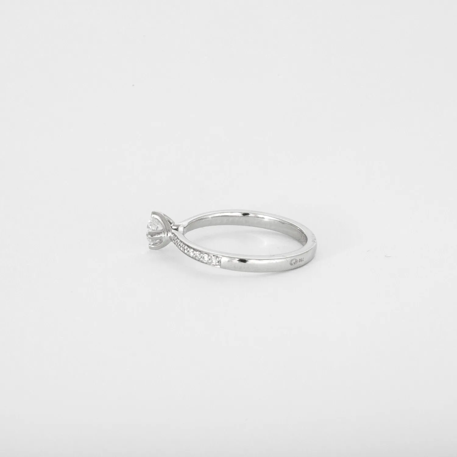 Solitaire or blanc avec diamants sold by 58 Facettes product image thumbnail 4