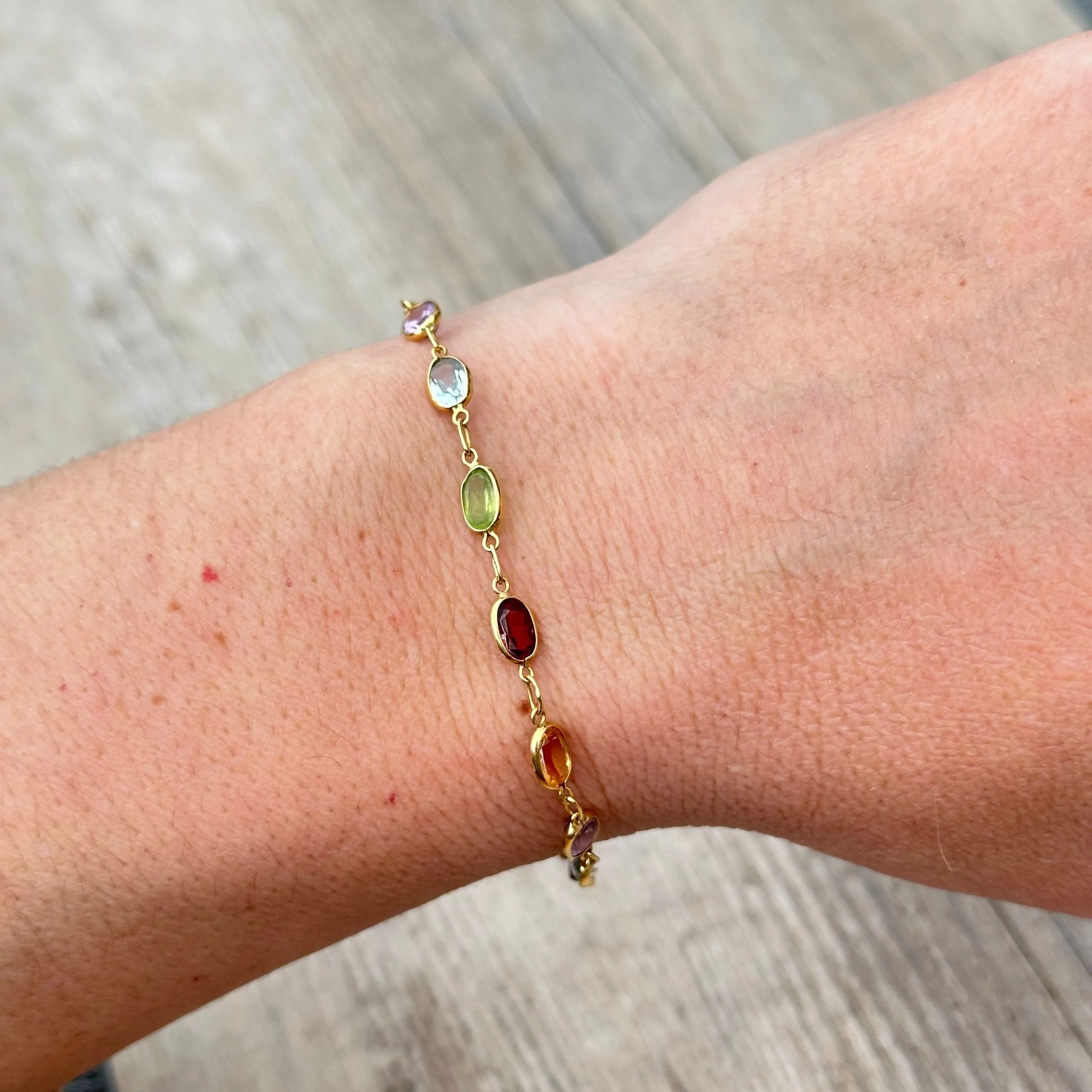 Bracelet rivière en or sold by 58 Facettes product image thumbnail 2