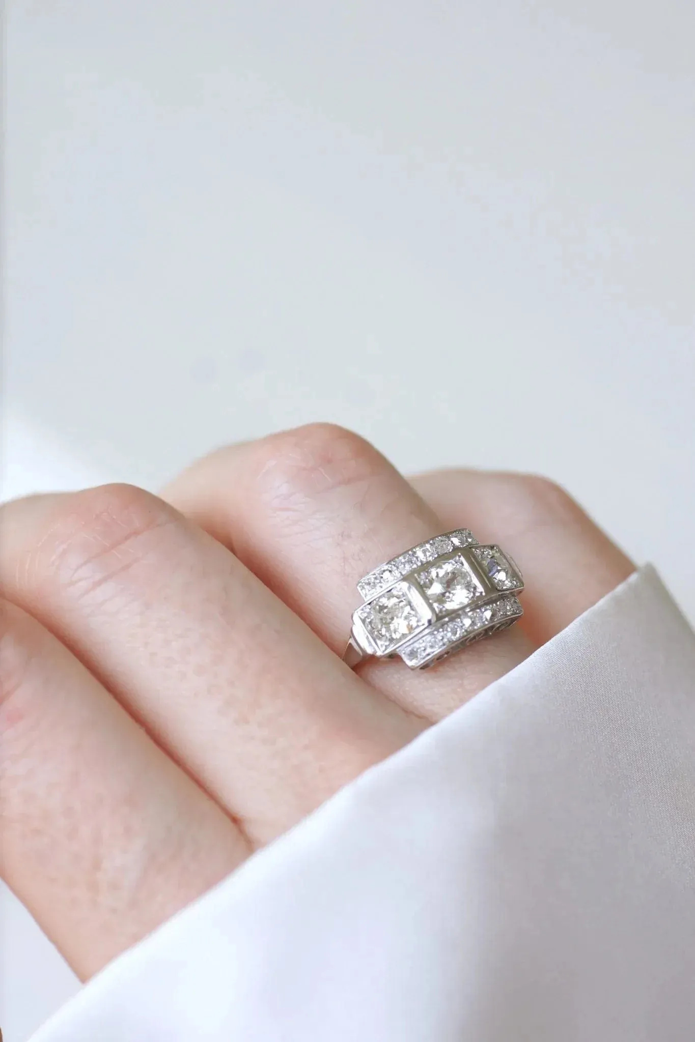 Bague Art Déco Trilogie Diamants sold by 58 Facettes product image thumbnail 4