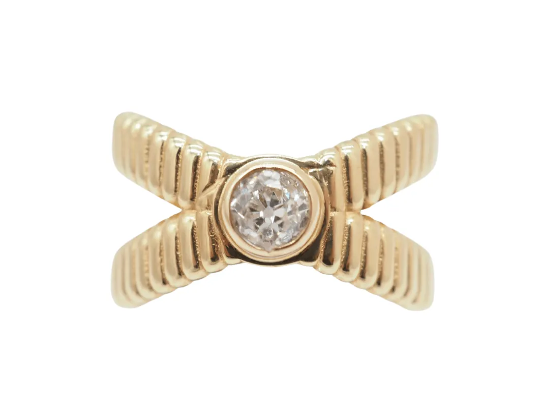 Bague godronnée en or jaune 18k et diamant sold by 58 Facettes
