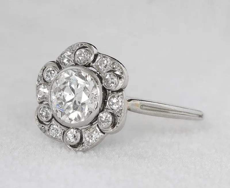 Bague marguerite platine et brillant Art Déco sold by 58 Facettes product image thumbnail 5