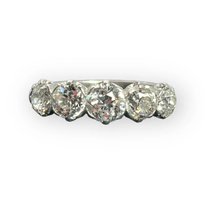 Bague or blanc et diamants sold by 58 Facettes
