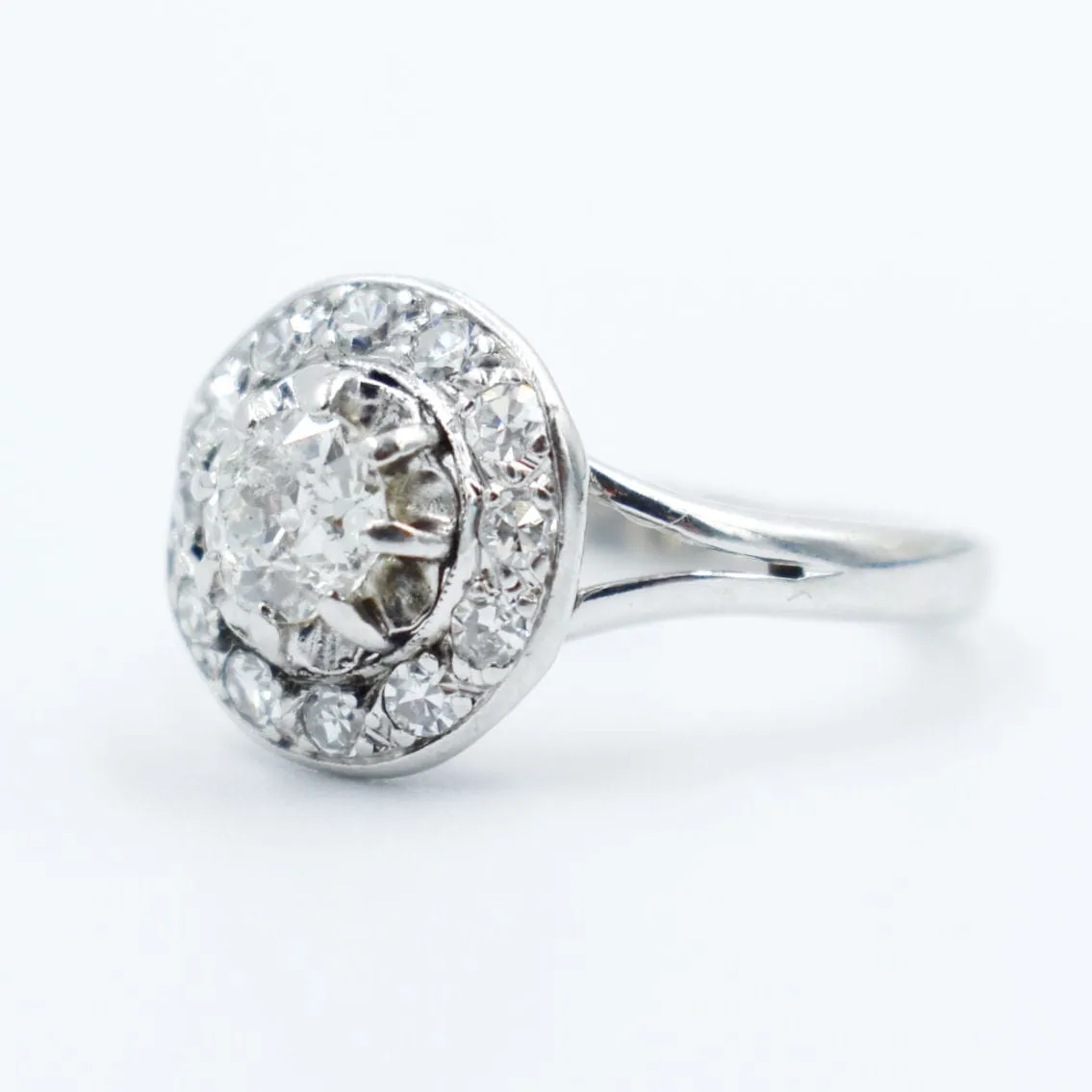 Bague Halo Vintage en Or et Diamants sold by 58 Facettes product image thumbnail 5