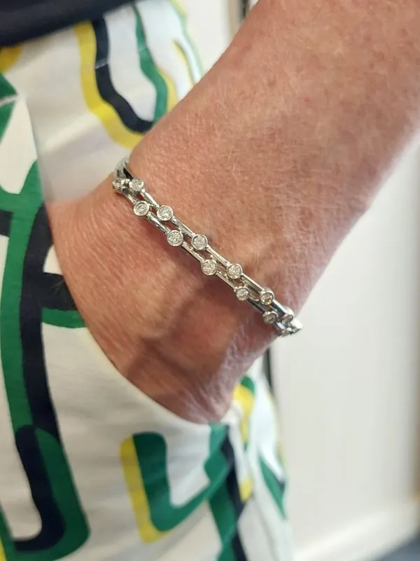 BRACELET JONC OUVRANT DIAMANTS sold by 58 Facettes product image thumbnail 2