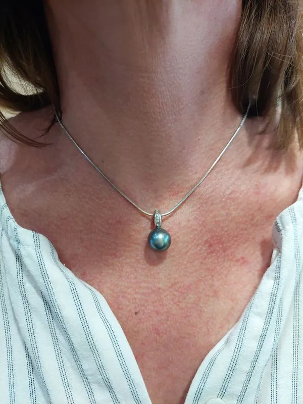 PENDENTIF PERLE DE TAHITI ET DIAMANTS sold by 58 Facettes product image thumbnail 2