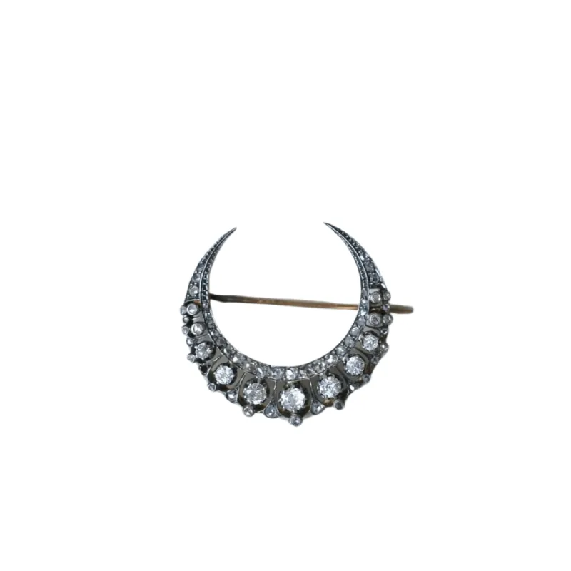 Broche croissant de lune diamants sold by 58 Facettes