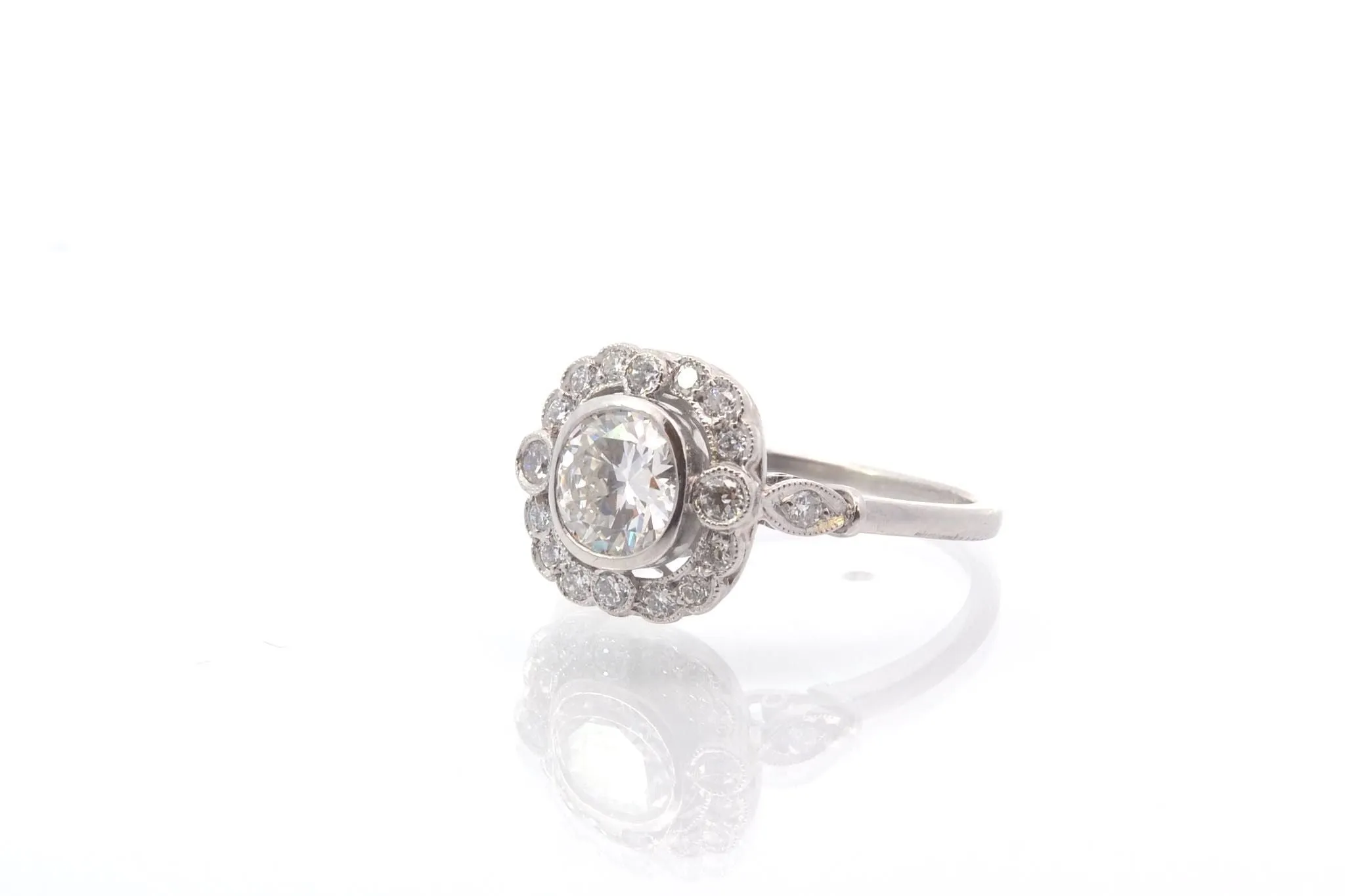 Bague d'occasion diamants en platine sold by 58 Facettes product image thumbnail 3