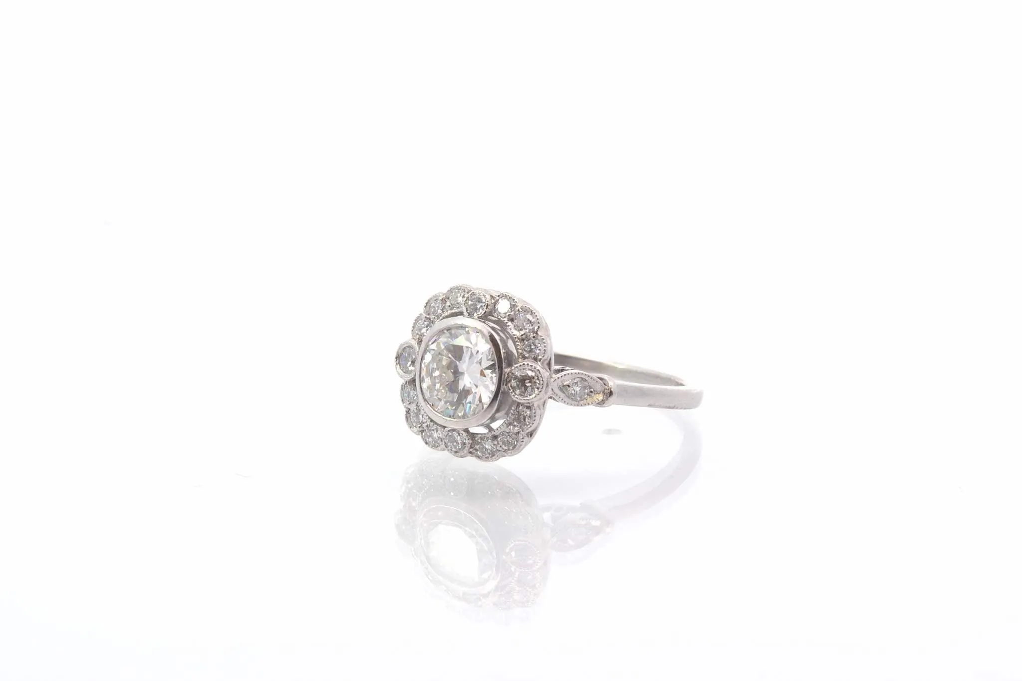 Bague d'occasion diamants en platine sold by 58 Facettes product image thumbnail 4