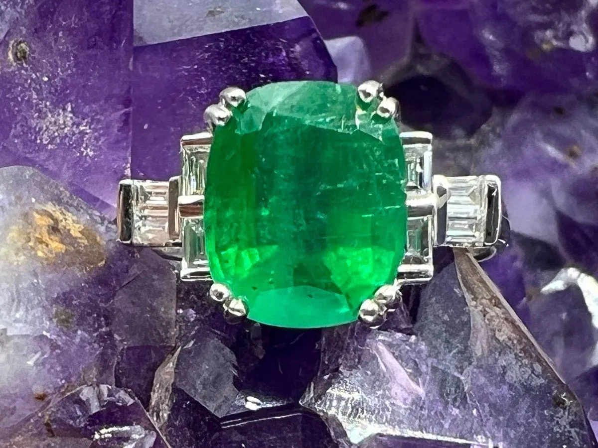 Bague Emeraude 2.74 Carat Et Diamants sold by 58 Facettes product image thumbnail 2