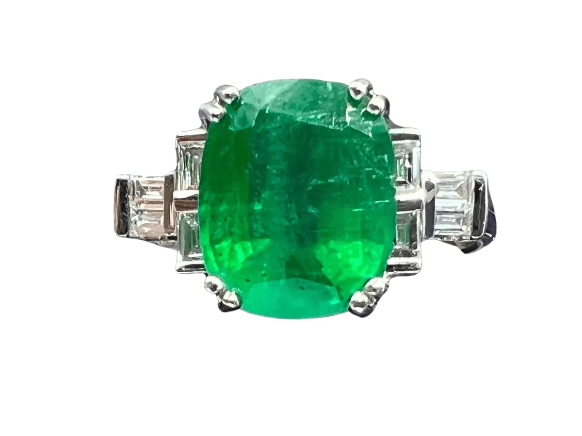 Bague Emeraude 2.74 Carat Et Diamants sold by 58 Facettes