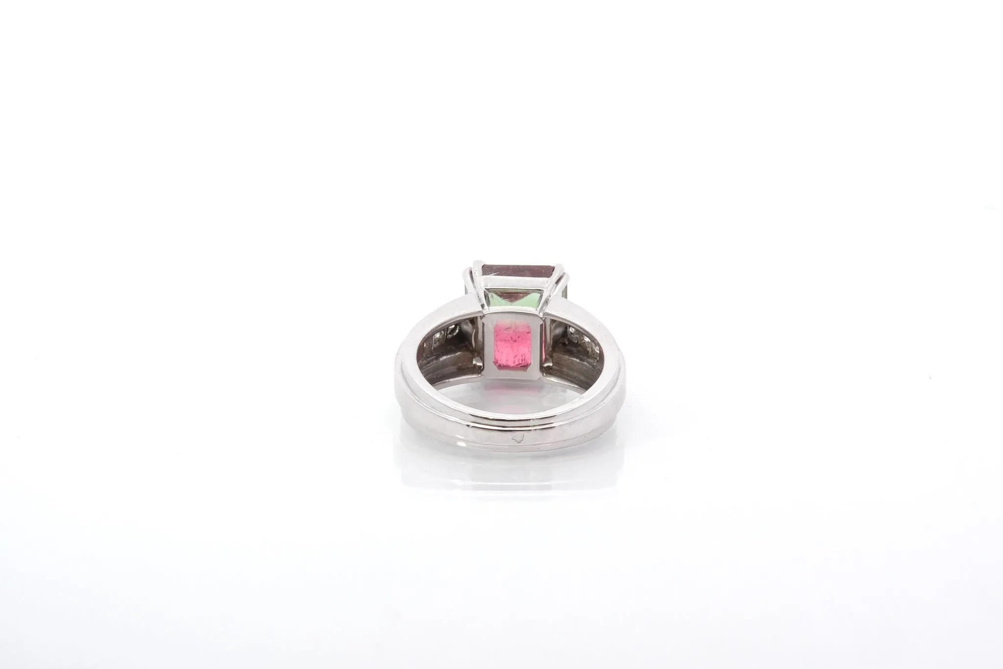 Bague tourmaline bicolore et diamants en platine sold by 58 Facettes product image thumbnail 5