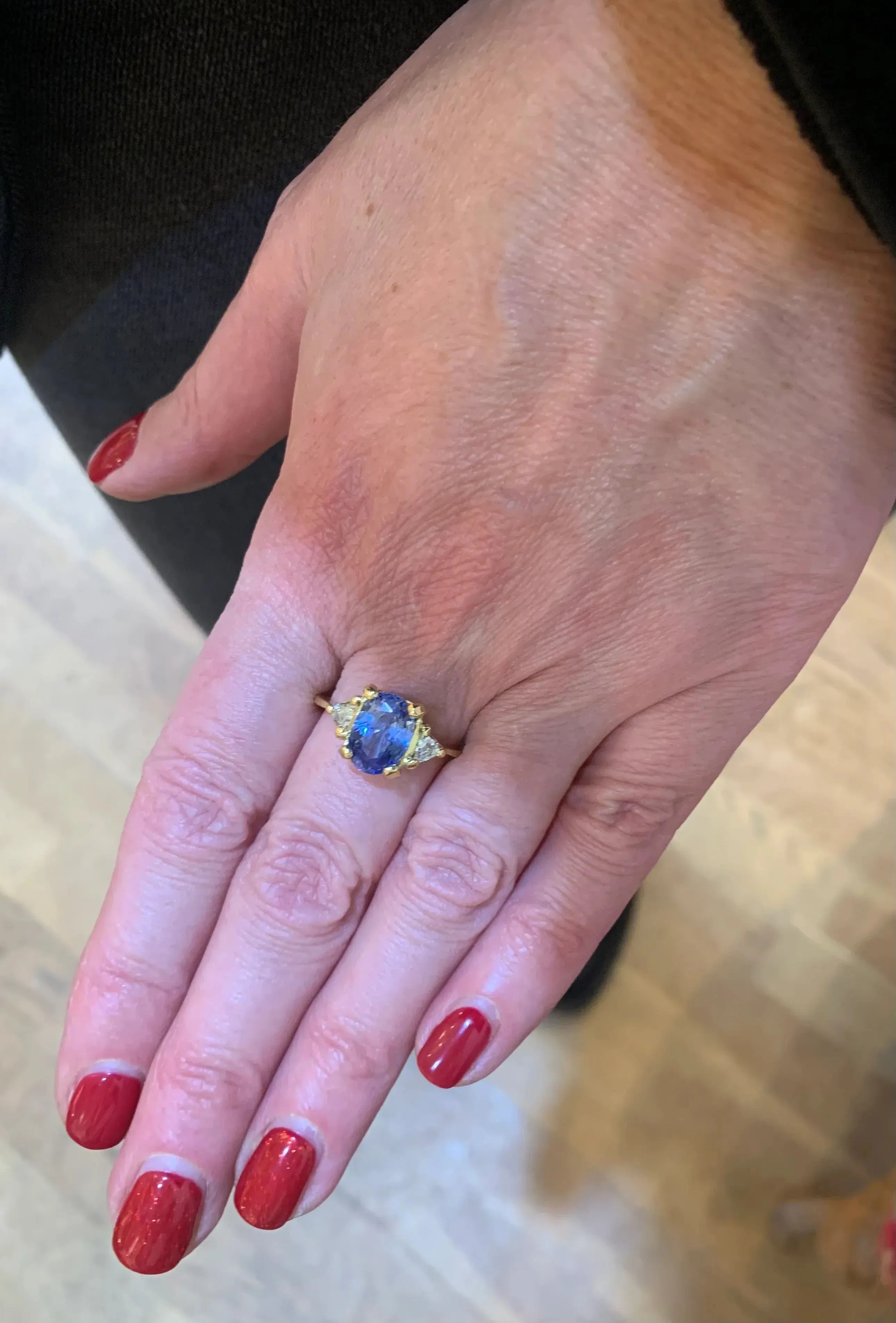 Bague Saphir 3.20 Cts Diamants Or Jaune sold by 58 Facettes product image thumbnail 4