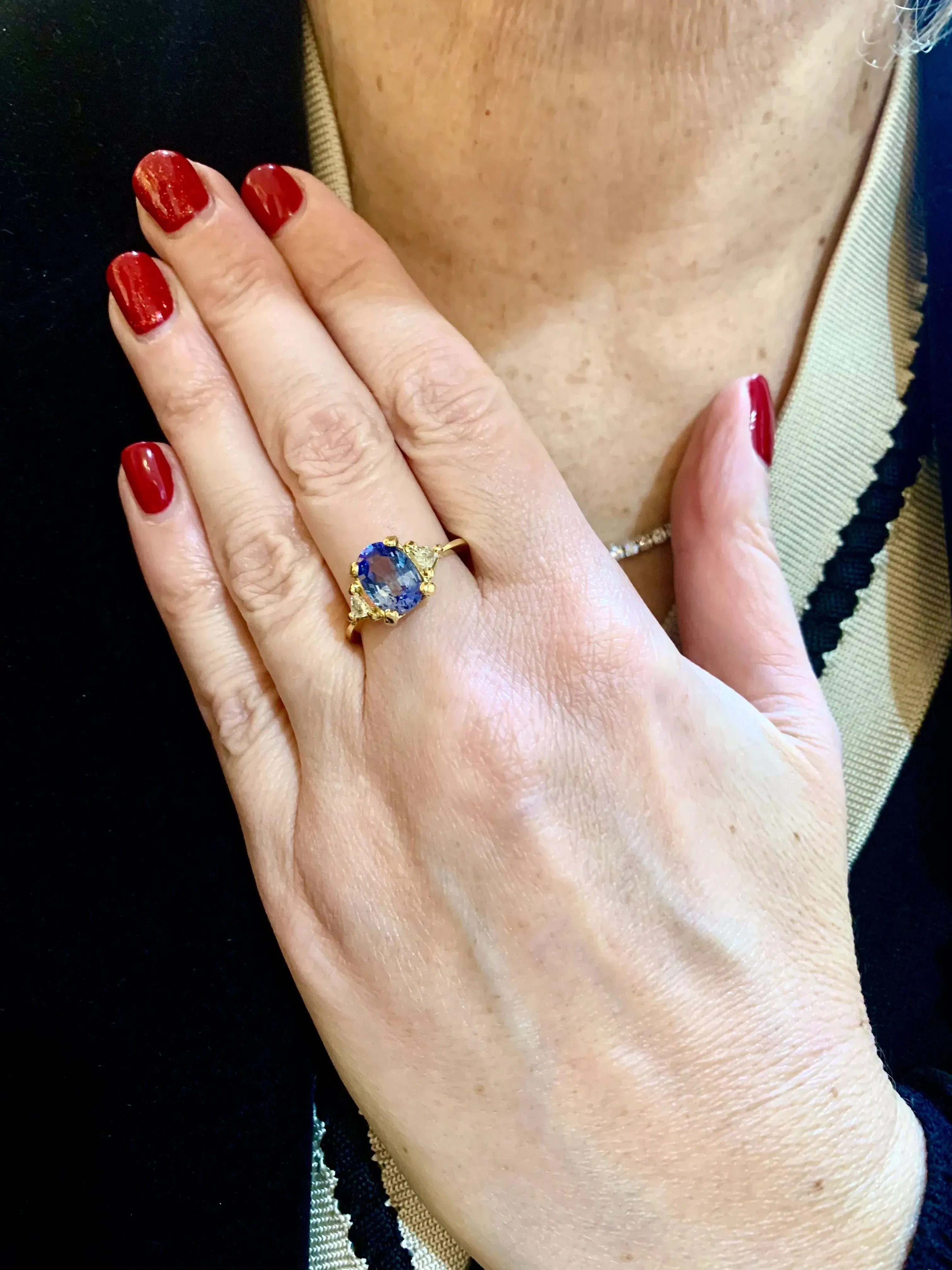 Bague Saphir 3.20 Cts Diamants Or Jaune sold by 58 Facettes product image thumbnail 2