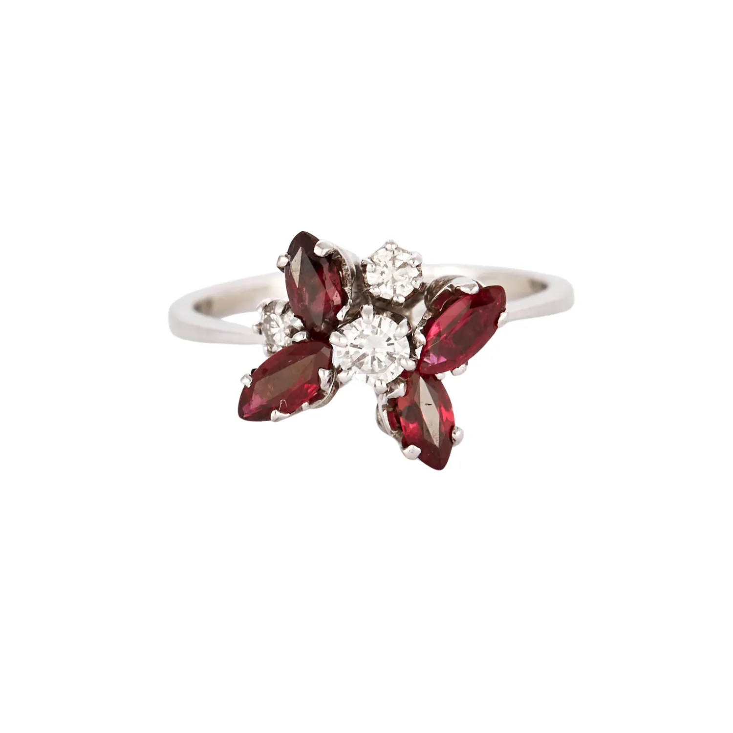 Bague en or gris, diamants et rubis sold by 58 Facettes