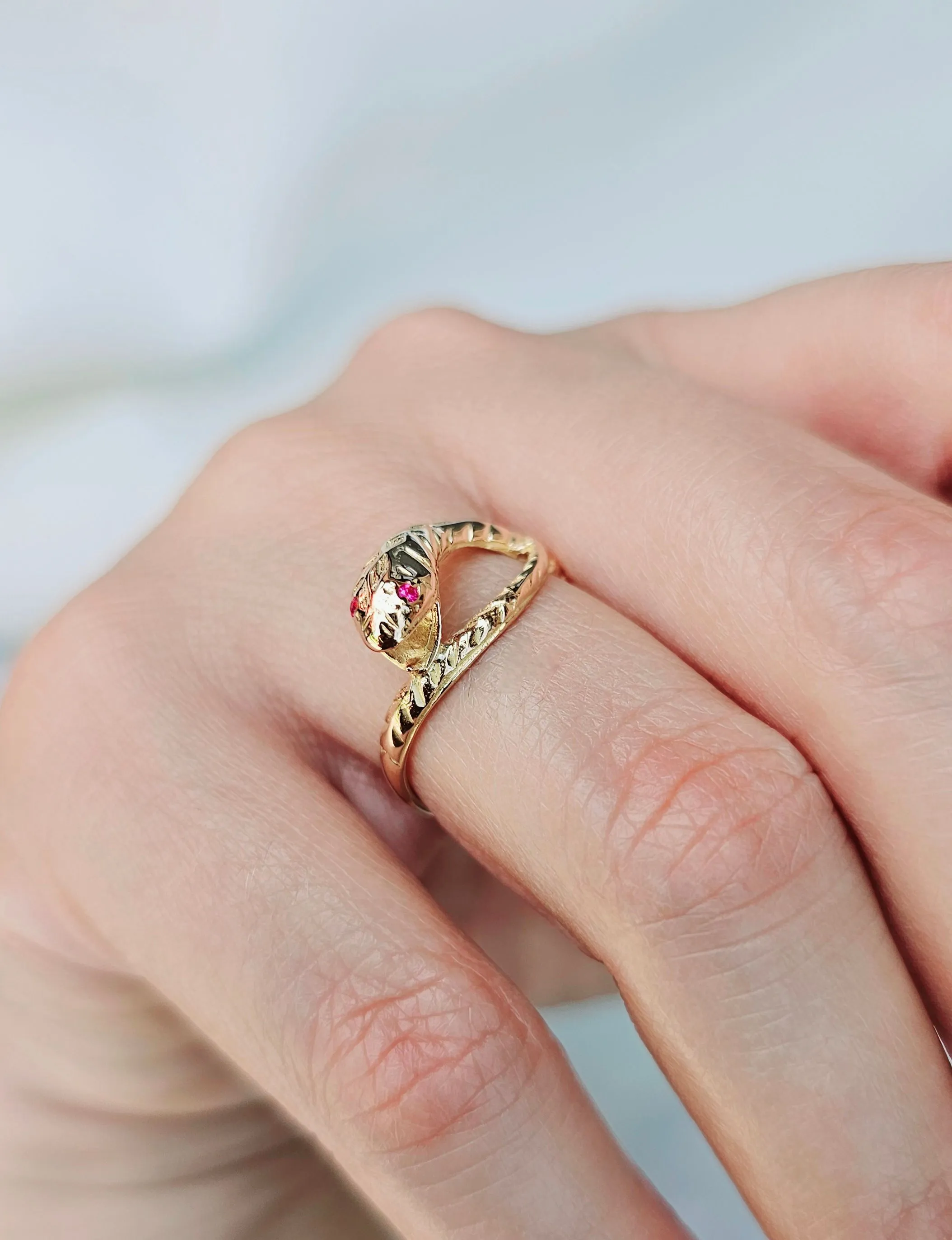 Bague serpent or rose sold by 58 Facettes product image thumbnail 2