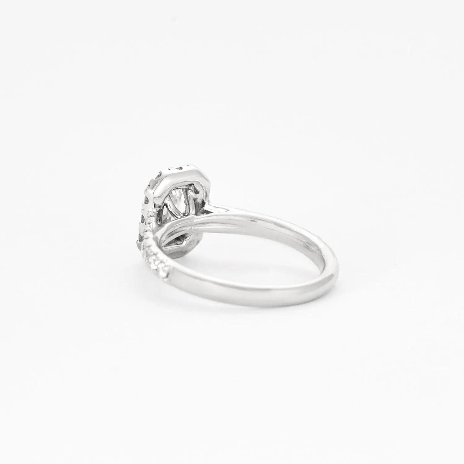 Bague Diamant taille émeraude serti sur or gris sold by 58 Facettes product image thumbnail 5