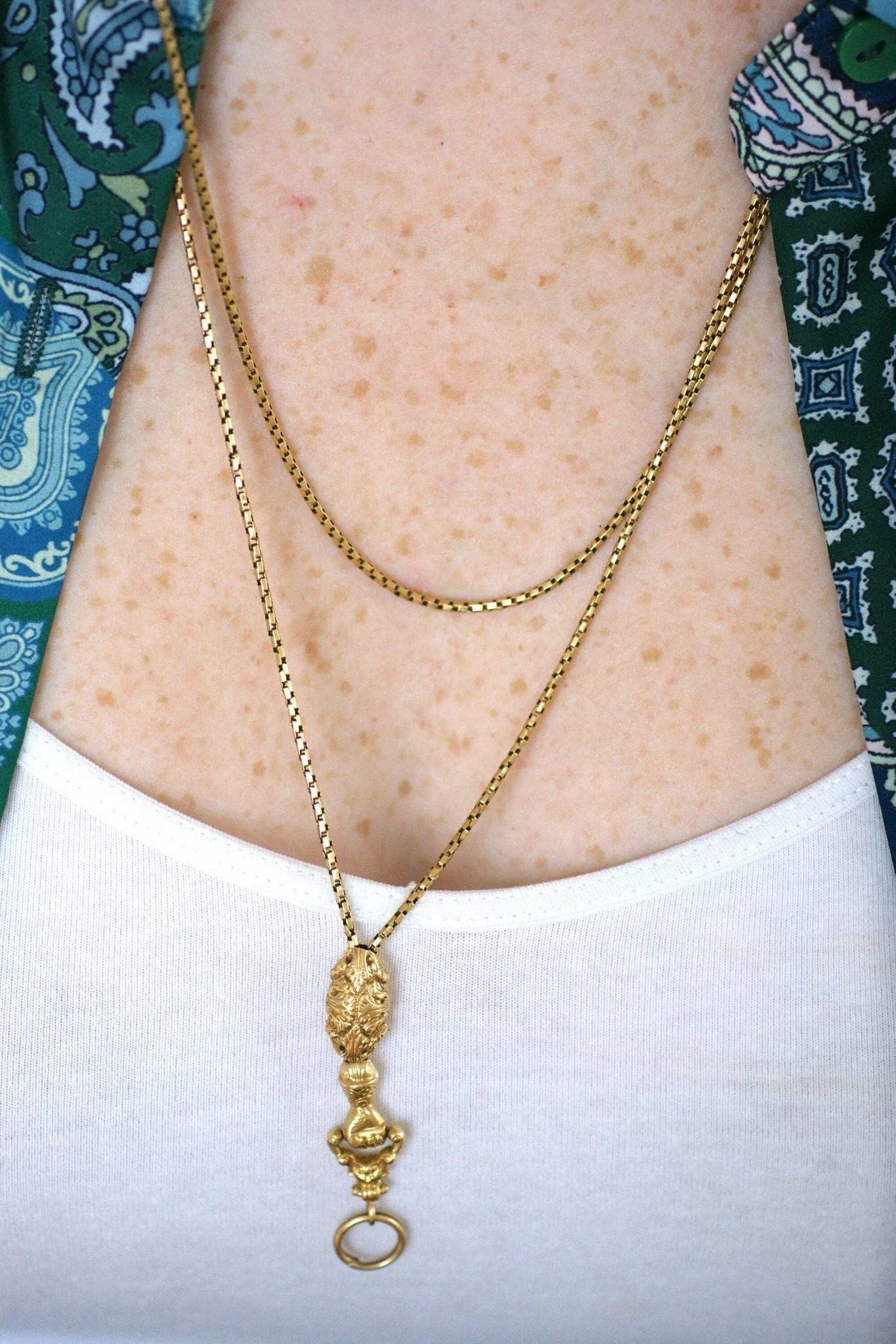 Collier, sautoir maille vénitienne, or jaune et main sold by 58 Facettes product image thumbnail 2