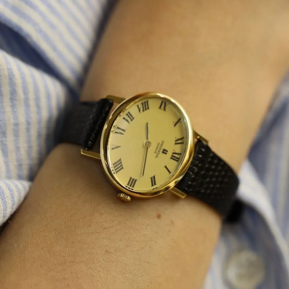 Montre Universal Genève Ellipse or jaune vers 1970. Mécanique. sold by 58 Facettes product image thumbnail 4