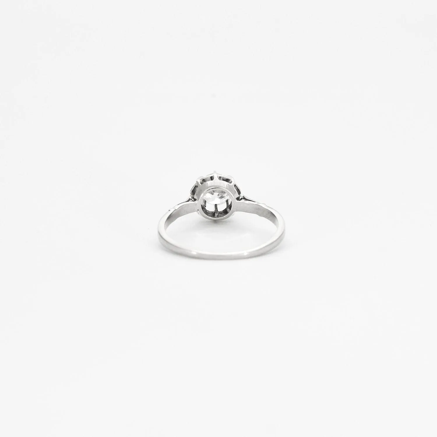 Bague solitaire en platine et or gris avec diamant sold by 58 Facettes product image thumbnail 4