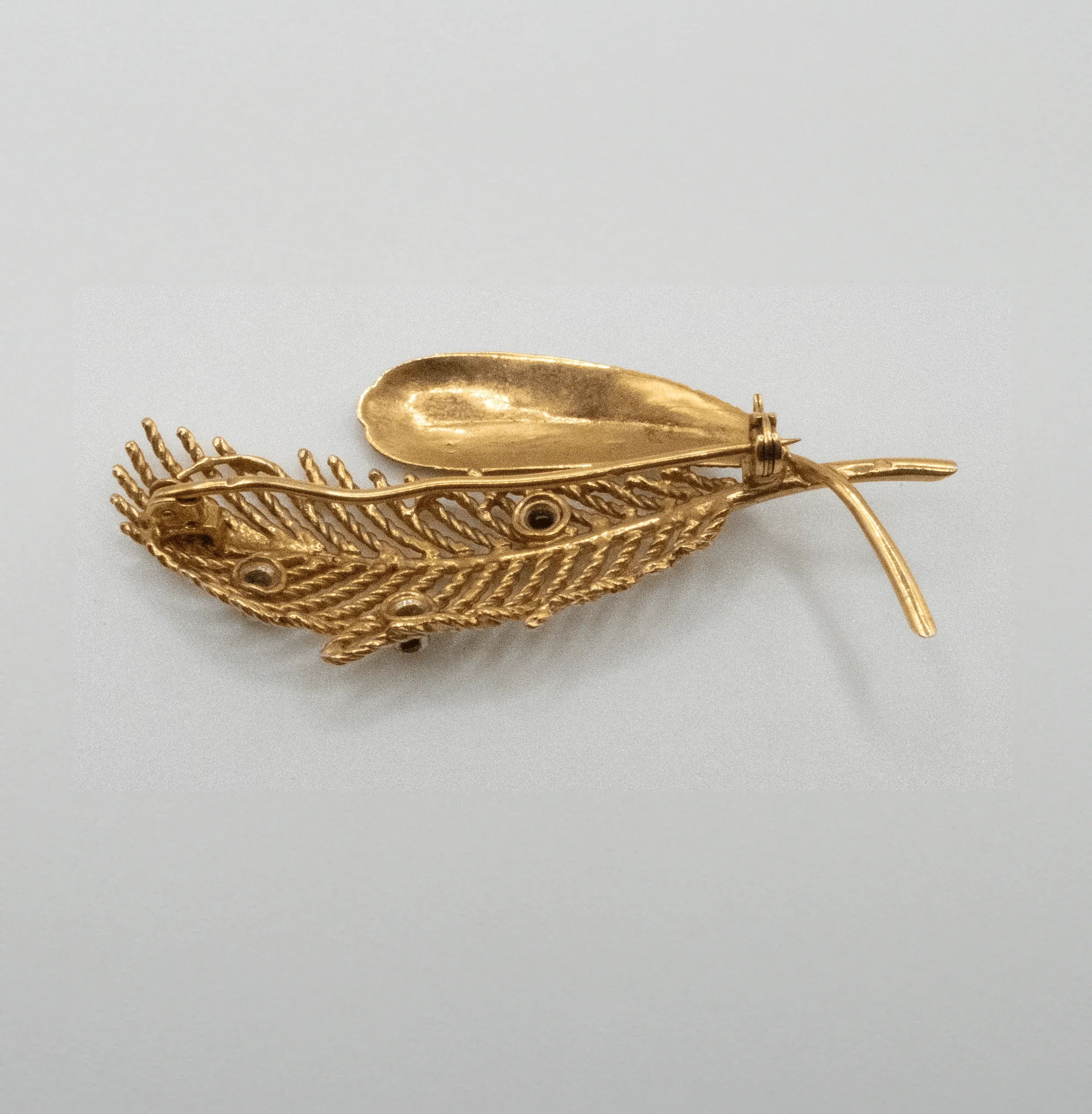 Broche Plume Or et Diamants sold by 58 Facettes product image thumbnail 3