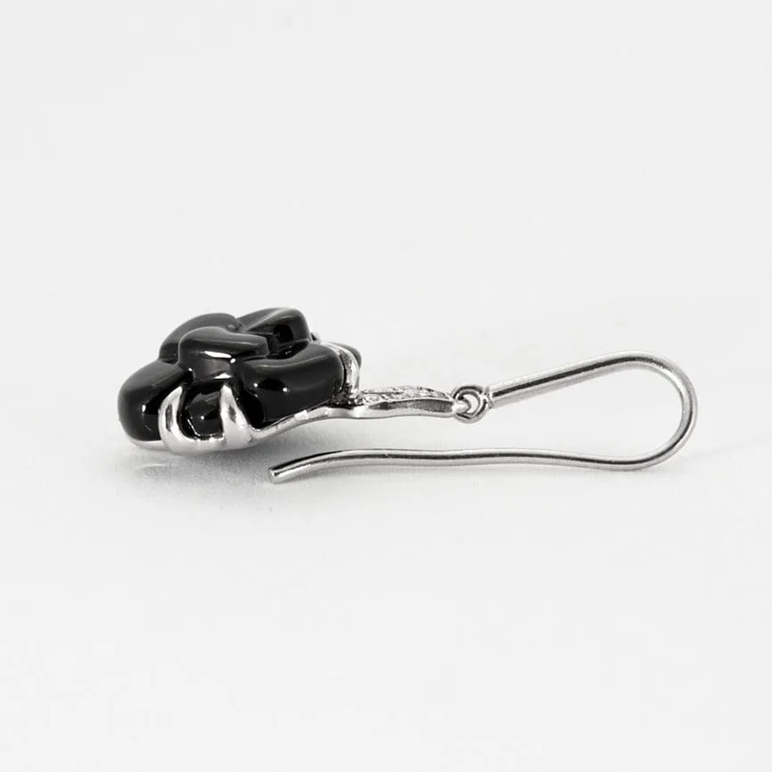 CHANEL - Camélia - Boucles d'oreilles or et onyx sold by 58 Facettes product image thumbnail 3