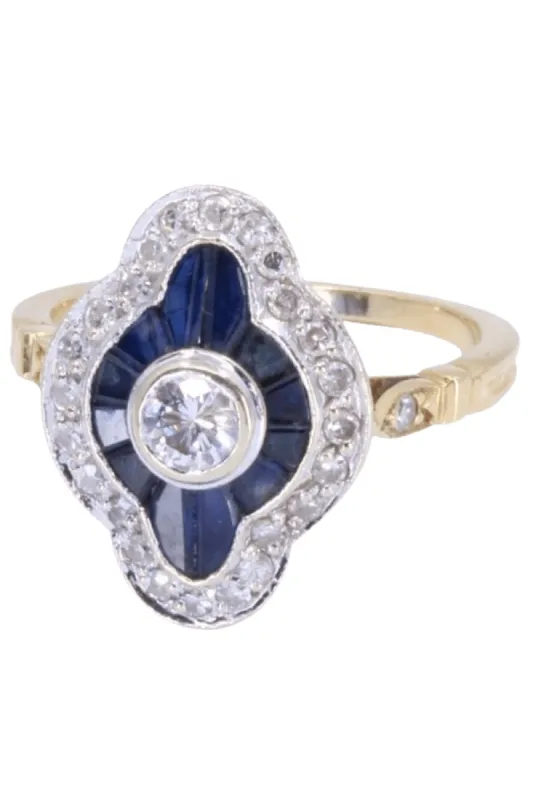 BAGUE MARQUISE SAPHIRS ET DIAMANTS sold by 58 Facettes