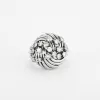 Bague or blanc sertie de diamants naturels sold by 58 Facettes