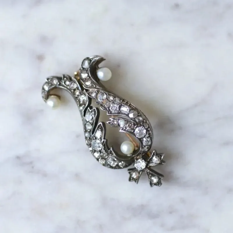 Broche ancienne diamants et perles sold by 58 Facettes