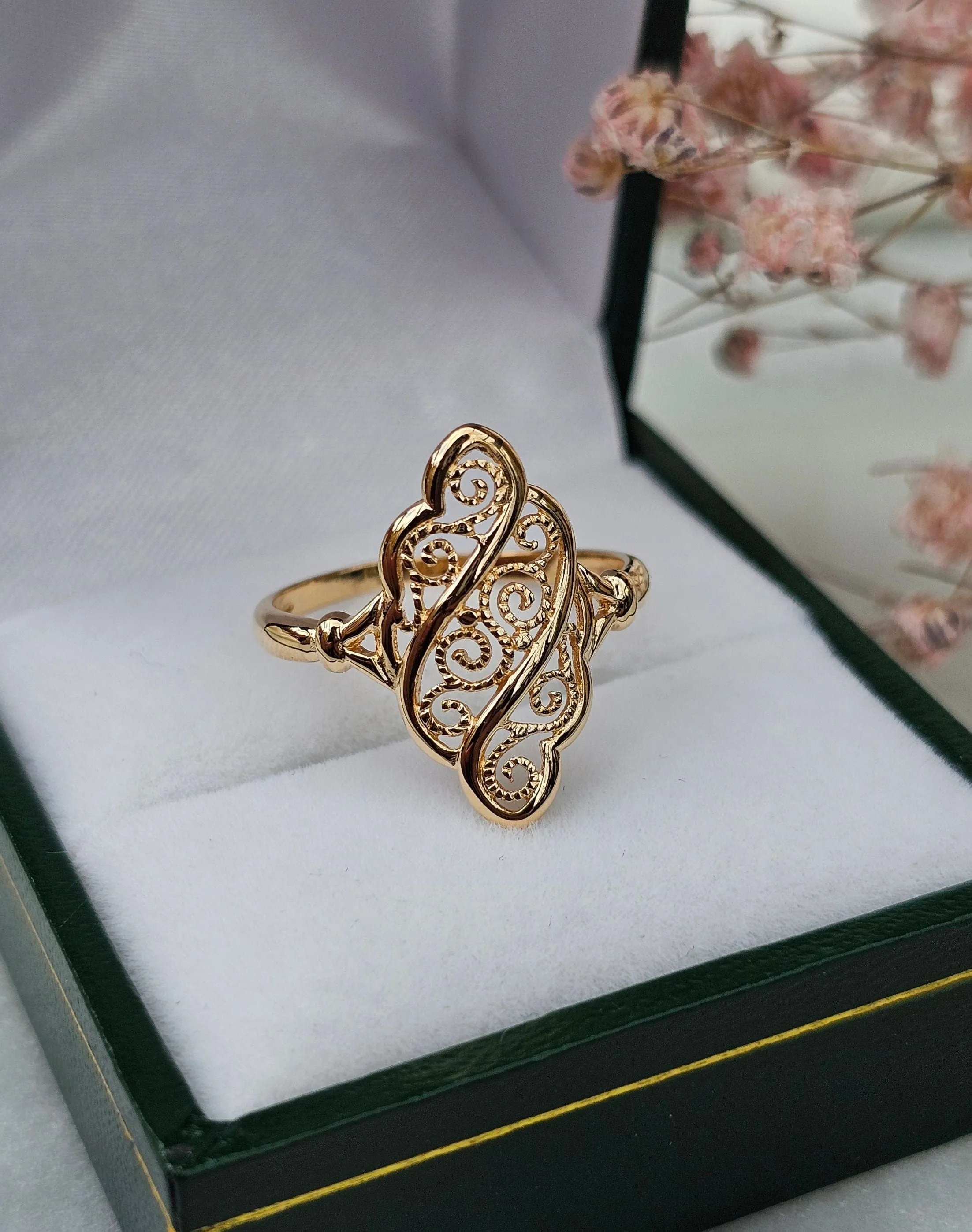 Bague filigrane or jaune sold by 58 Facettes product image thumbnail 4