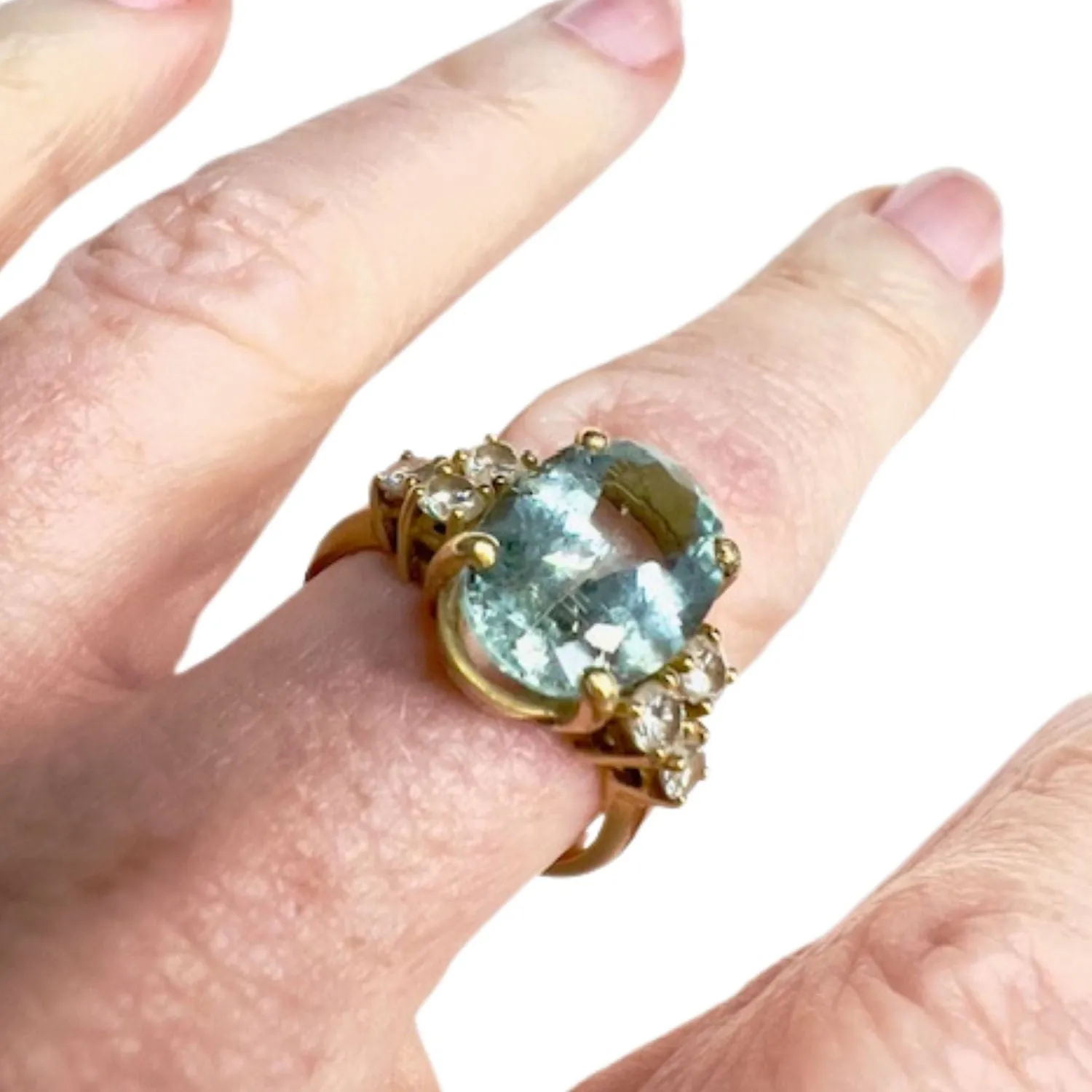 Bague style rétro des années 1940-1945 en or avec diamants et aigue-marine sold by 58 Facettes product image thumbnail 3