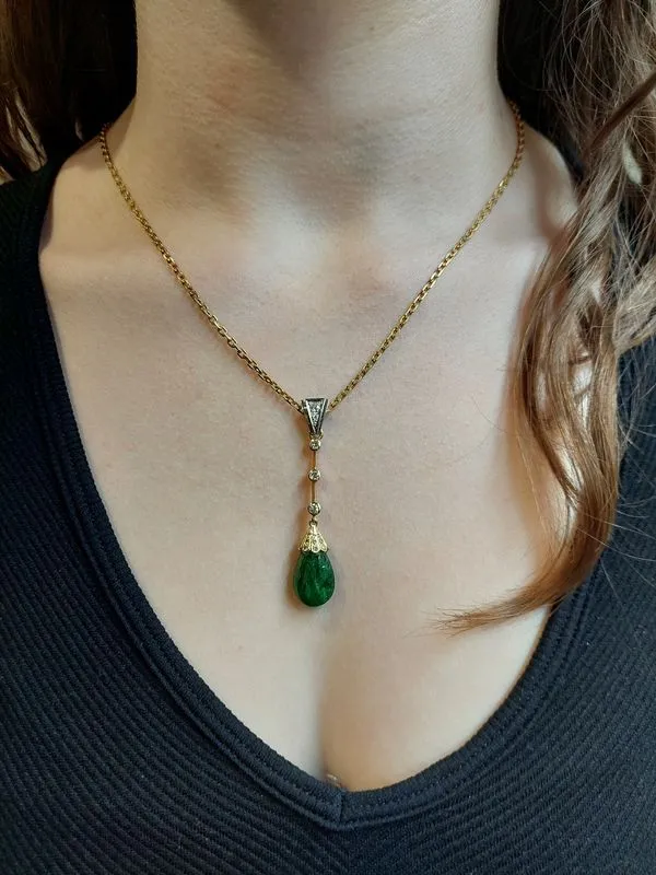 PENDENTIF GOUTTE ÉMERAUDE ET DIAMANTS sold by 58 Facettes product image thumbnail 2