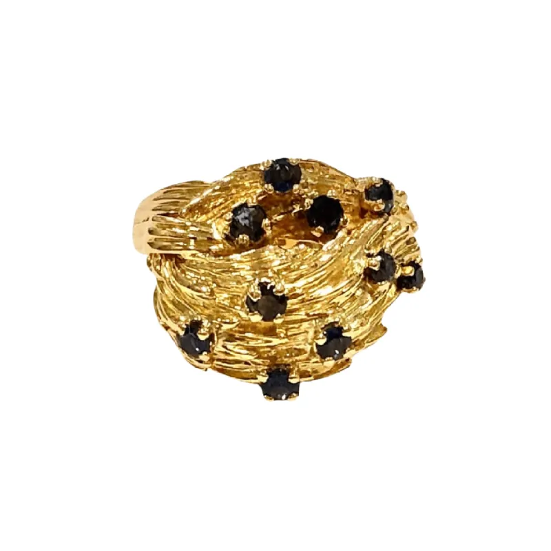 Bague massive or jaune et saphirs sold by 58 Facettes