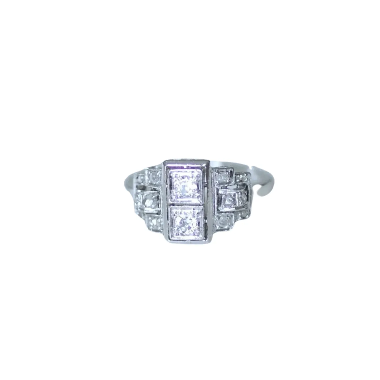 Bague Art Déco diamants sur platine sold by 58 Facettes