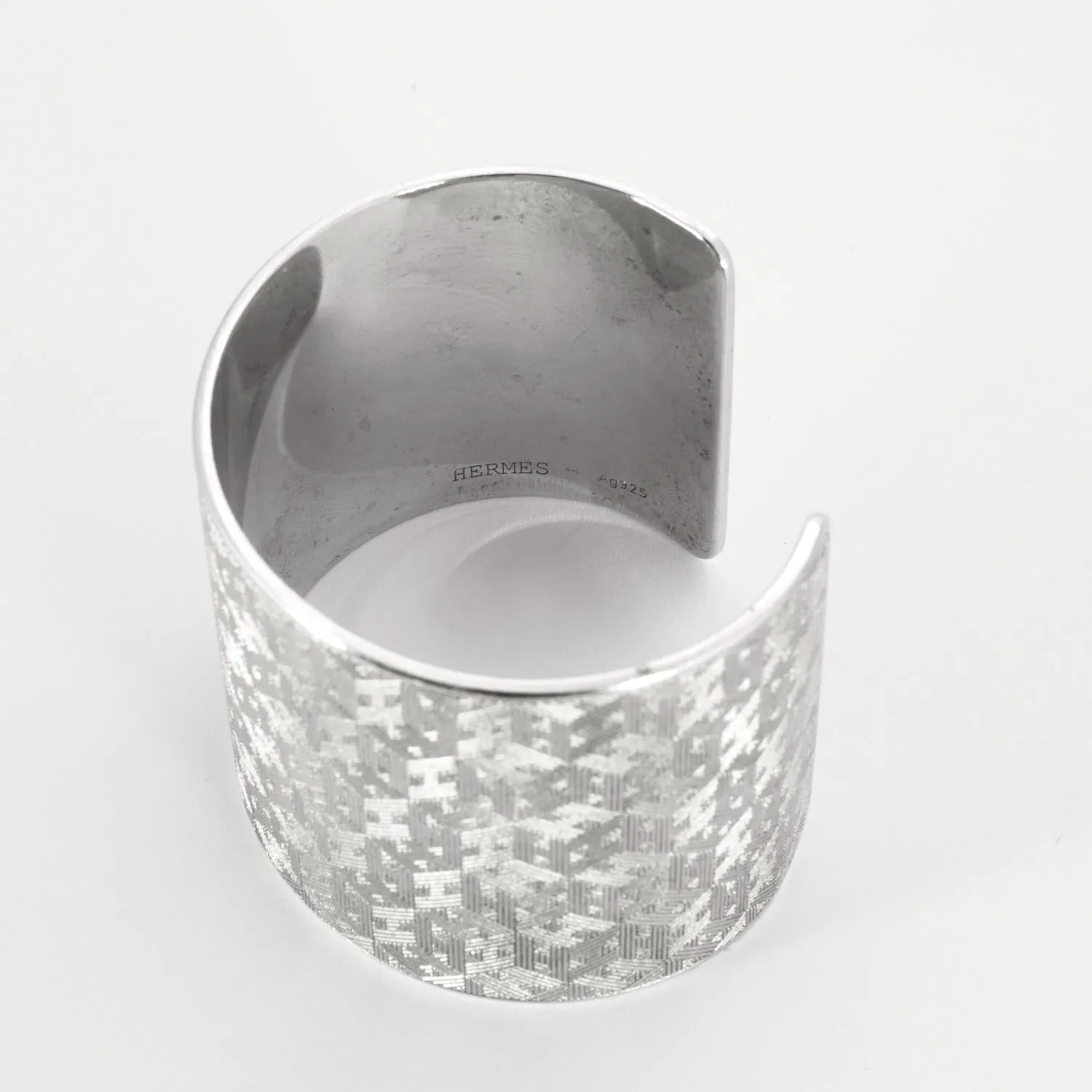 Hermès - Bracelet Manchette en Argent massif sold by 58 Facettes product image thumbnail 3